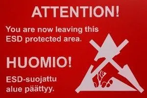 Табличка красная "You are leaving esd protected area" 30*20 см, анг/финский фото