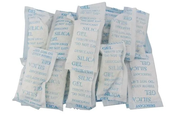 Абсорбент/осушитель (силикагель) в виде гранул белого цвета, 20г/1000 шт фото Абсорбент/осушитель (силикагель) в виде гранул белого цвета, 20г/1000 шт фото