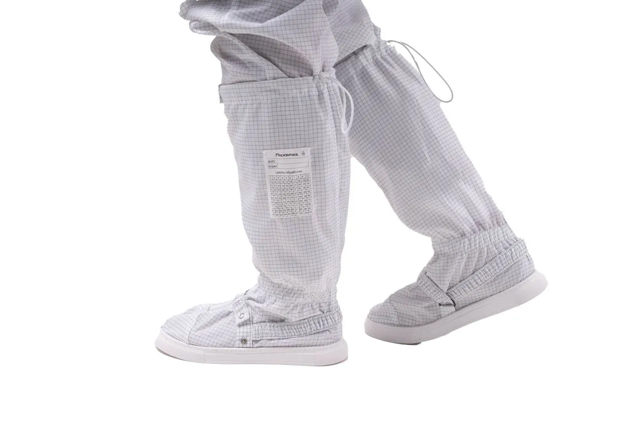 Бахилы высокие для чистых помещений (защита от мех. воздействий (истирания) и ОПЗ) М-198 (белый, тип A, 38) фото Бахилы высокие для чистых помещений (защита от мех. воздействий (истирания) и ОПЗ) М-198 (белый, тип A, 38) фото