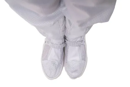 Бахилы высокие для чистых помещений (защита от мех. воздействий (истирания) и ОПЗ) М-373 фото товара